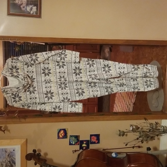 Onesie - Picture 2 of 3